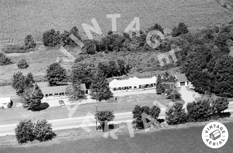 Four Leaf Clover Motel - 1991 (newer photo)